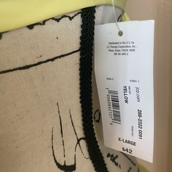 💙SOLD💙2 PIECE YELLOW SWIMSUIT SIZE XL - Picture 8 of 10